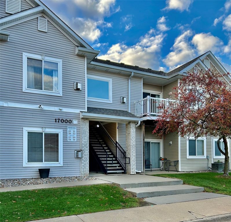 8601 Westown Parkway 17113, West Des Moines, IA 50266