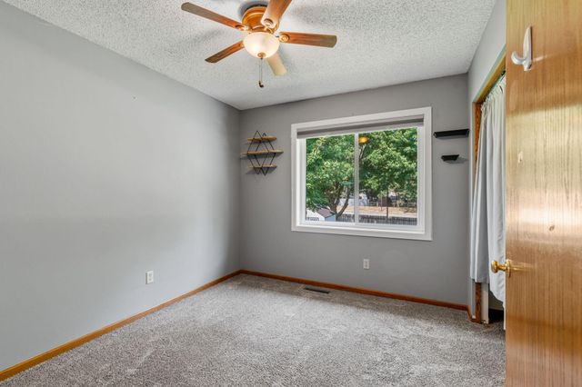7366 Janero Avenue S, Cottage Grove, MN 55016