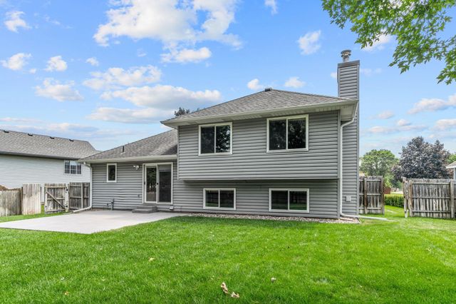 7366 Janero Avenue S, Cottage Grove, MN 55016