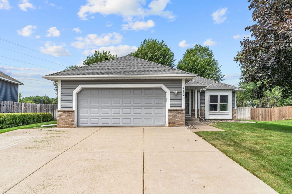 7366 Janero Avenue S, Cottage Grove, MN 55016