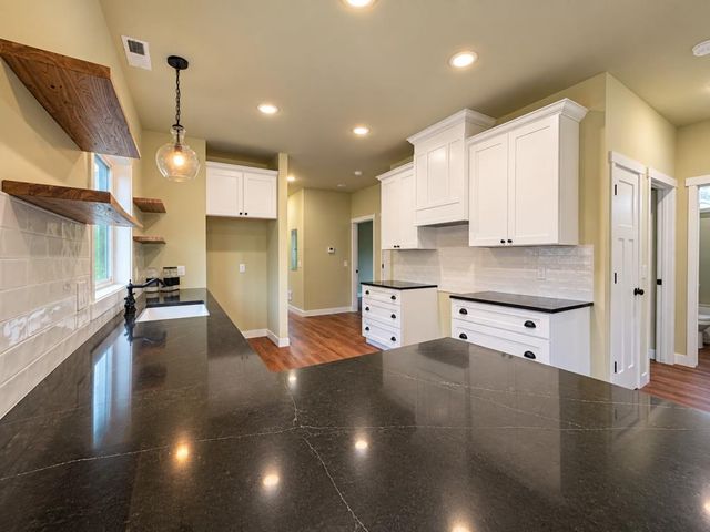 1402 E Road Three, Edgerton, WI 53534