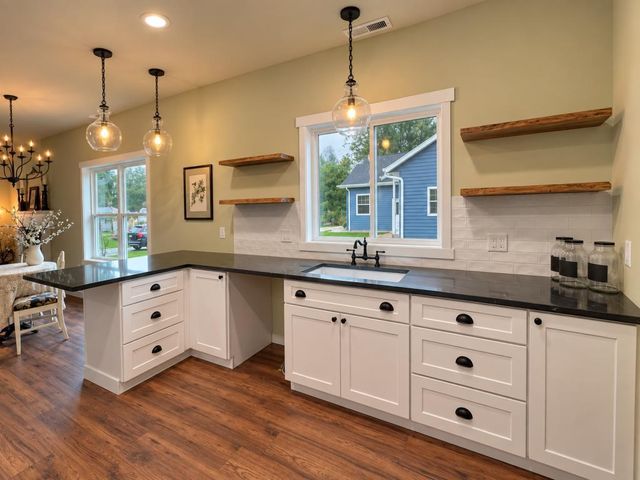 1402 E Road Three, Edgerton, WI 53534