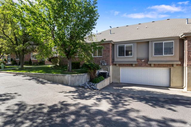 9518 N 4500 W, Cedar Hills, UT 84062