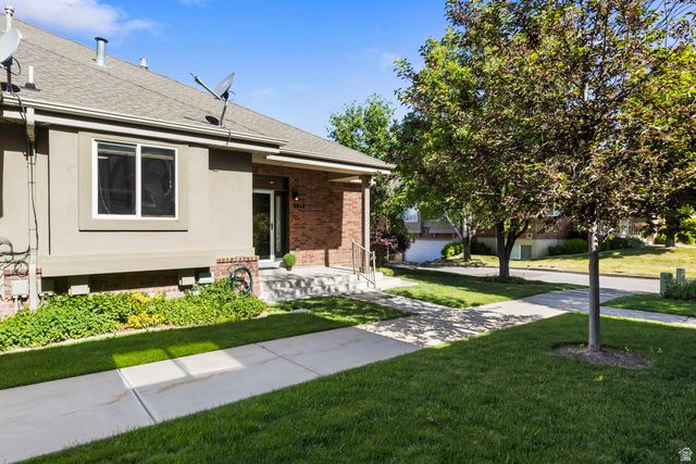 9518 N 4500 W, Cedar Hills, UT 84062