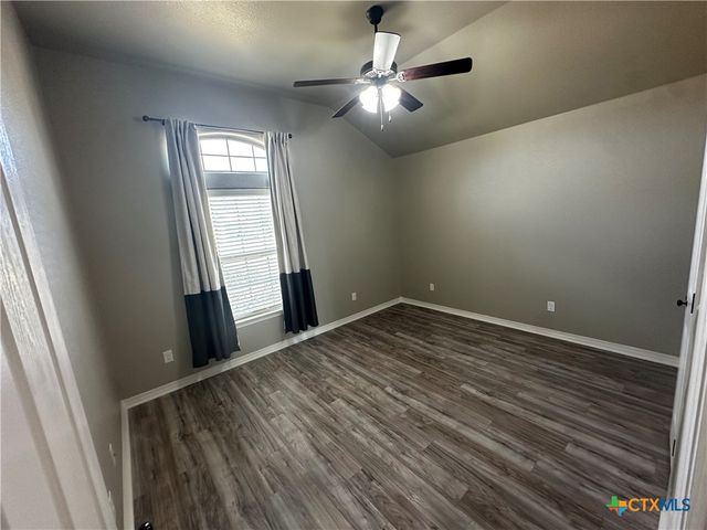 8401 Split Trail Cove, Temple, TX 76502
