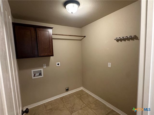 8401 Split Trail Cove, Temple, TX 76502