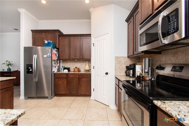 8401 Split Trail Cove, Temple, TX 76502