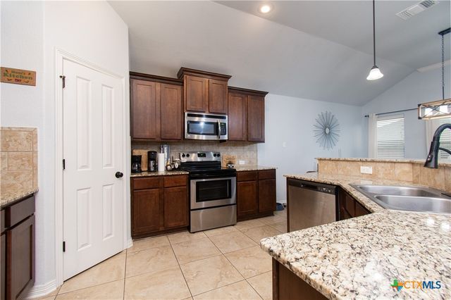 8401 Split Trail Cove, Temple, TX 76502