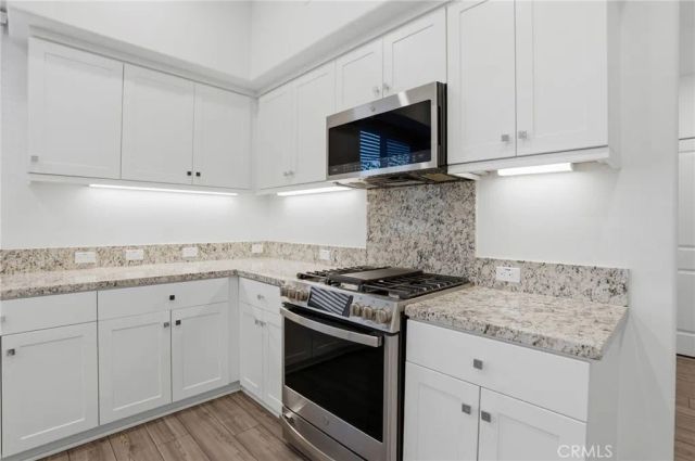 1851 S Union 6, Anaheim, CA 92805