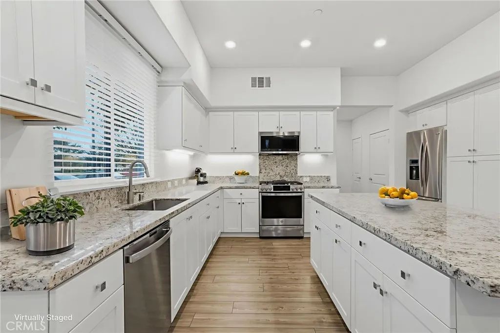 1851 S Union 6, Anaheim, CA 92805