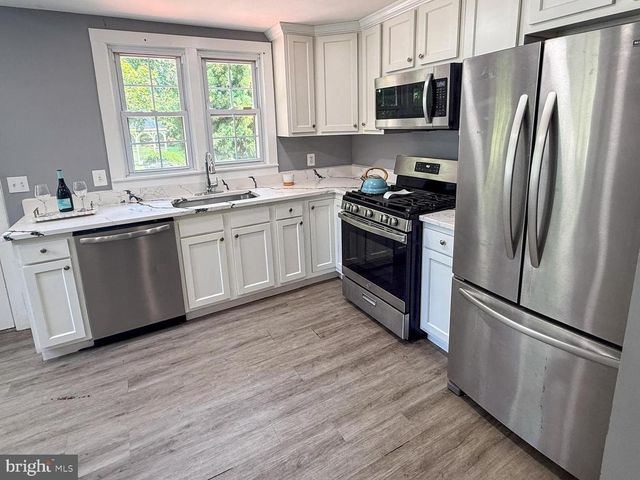 7875 OAKDALE AVE, Rosedale, MD 21237