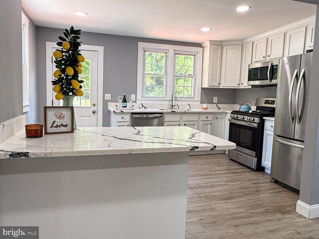 7875 OAKDALE AVE, Rosedale, MD 21237