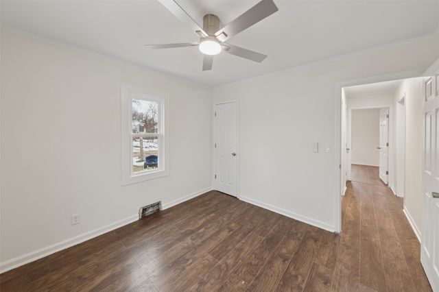 416 Pleasant View Drive, Des Moines, IA 50315