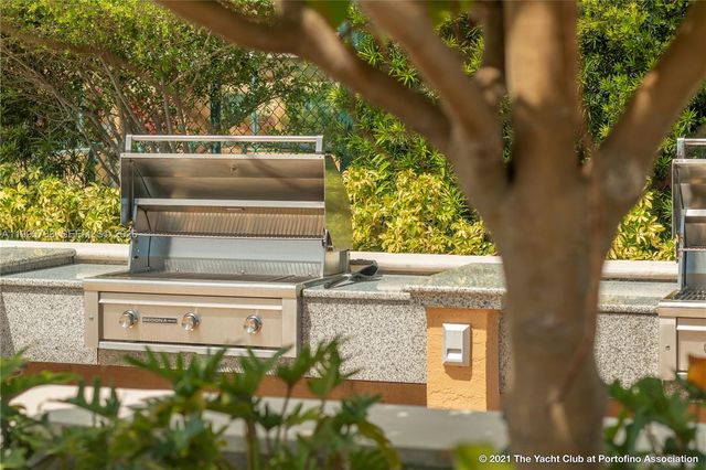 90 Alton Rd 2701, Miami Beach, FL 33139