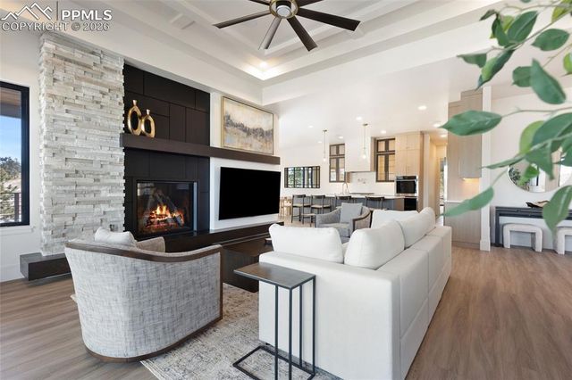 4082 Pinehurst Circle, Colorado Springs, CO 80908