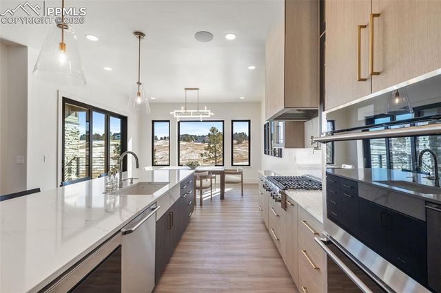 4082 Pinehurst Circle, Colorado Springs, CO 80908