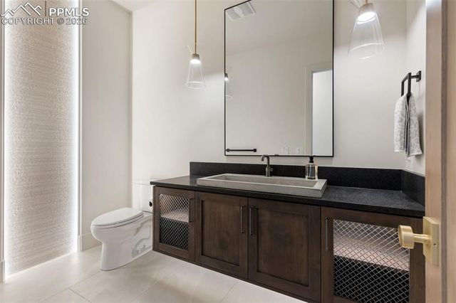 4082 Pinehurst Circle, Colorado Springs, CO 80908