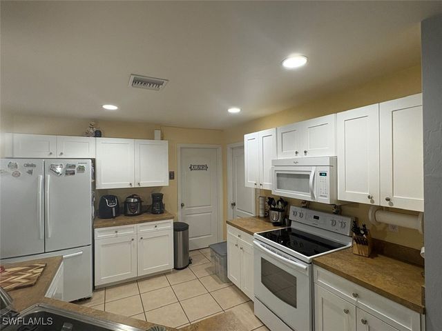 918 Margaret AVE S, Lehigh Acres, FL 33974