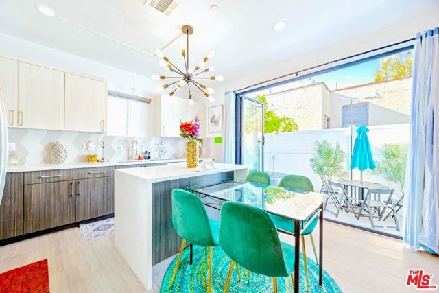 5853 Vineland Avenue C, Los Angeles, CA 91601