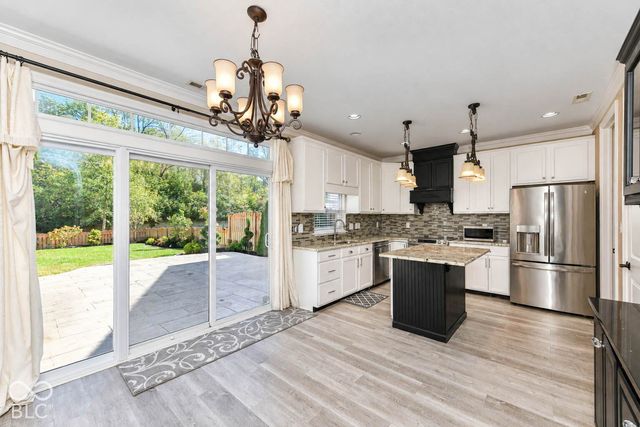 12541 Hawks Landing, Fishers, IN 46037
