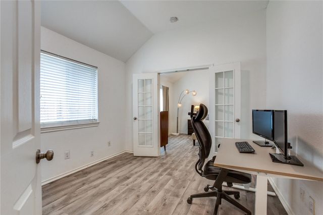 3306 Ashleaf Drive, Carrollton, TX 75007