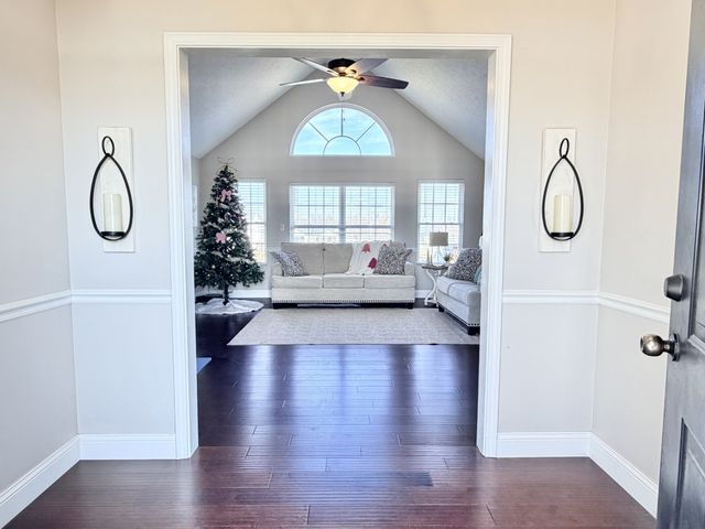 660 Billy Goat Hill Rd, Hopkinsville, KY 42240