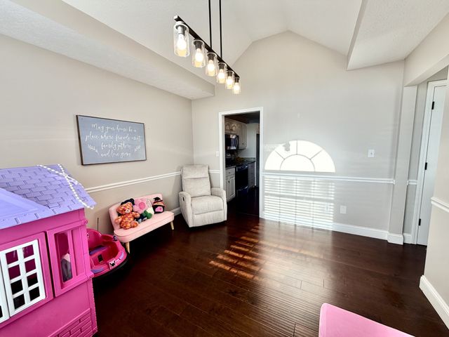 660 Billy Goat Hill Rd, Hopkinsville, KY 42240