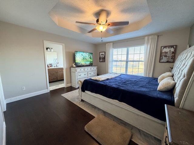 660 Billy Goat Hill Rd, Hopkinsville, KY 42240