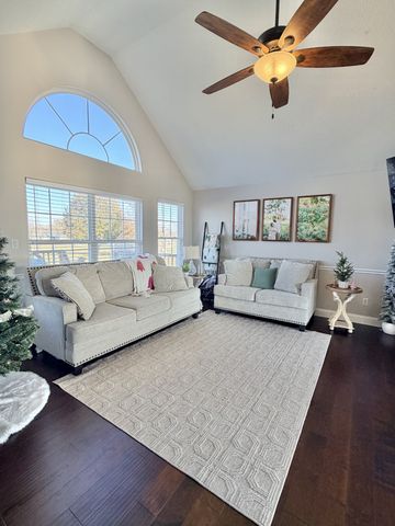 660 Billy Goat Hill Rd, Hopkinsville, KY 42240