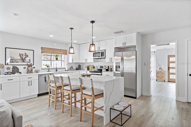 3601 W DALE AVENUE, Tampa, FL 33609