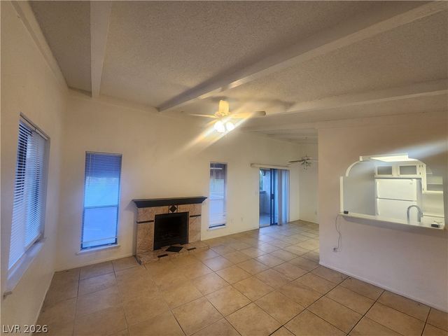 4732 Obannon Drive D, Las Vegas, NV 89102