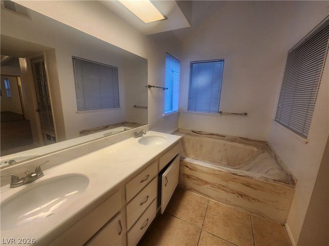 4732 Obannon Drive D, Las Vegas, NV 89102