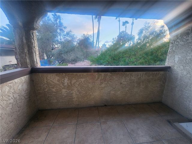 4732 Obannon Drive D, Las Vegas, NV 89102