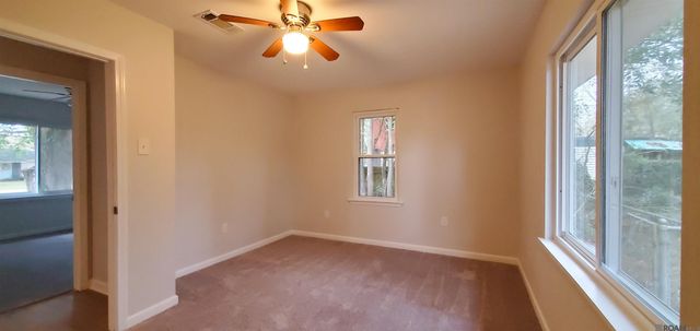 7108 Colfax Dr, Baker, LA 70714