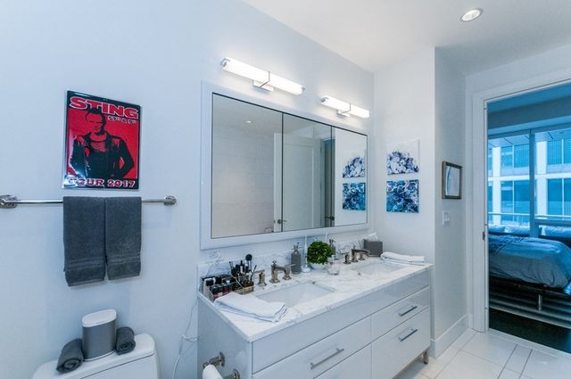 22 Liberty Dr 10I, Boston, MA 02210