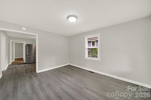 807 Evening Shade Lane, Gastonia, NC 28052
