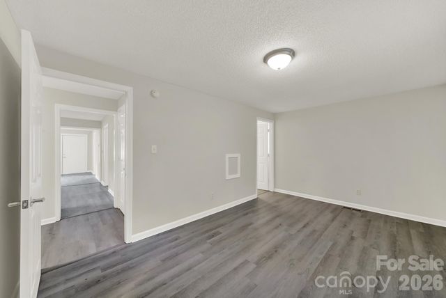 807 Evening Shade Lane, Gastonia, NC 28052
