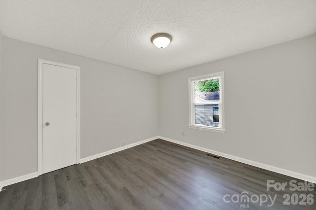 807 Evening Shade Lane, Gastonia, NC 28052