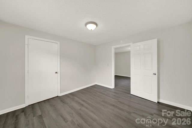 807 Evening Shade Lane, Gastonia, NC 28052