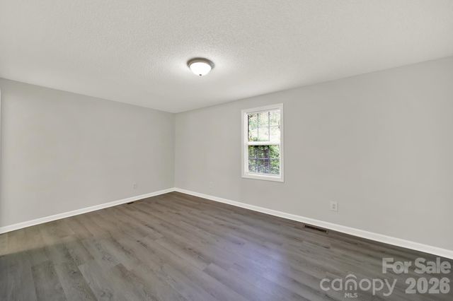 807 Evening Shade Lane, Gastonia, NC 28052