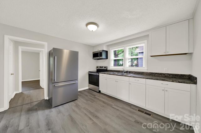 807 Evening Shade Lane, Gastonia, NC 28052