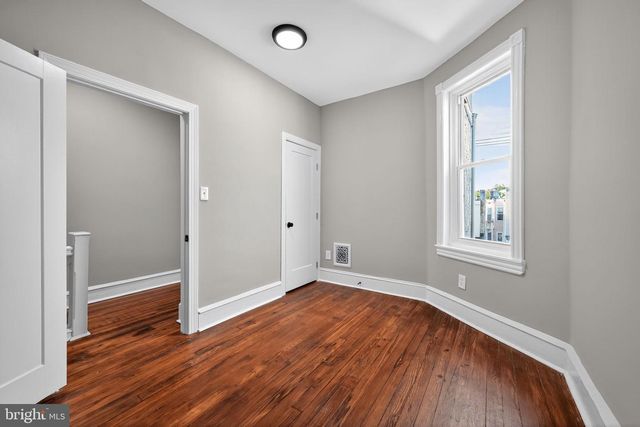 5120 CEDAR AVE, Philadelphia, PA 19143