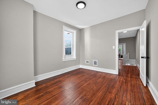 5120 CEDAR AVE, Philadelphia, PA 19143