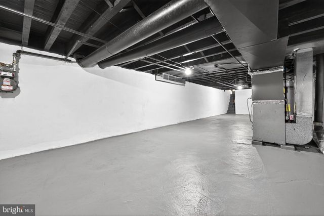 5120 CEDAR AVE, Philadelphia, PA 19143