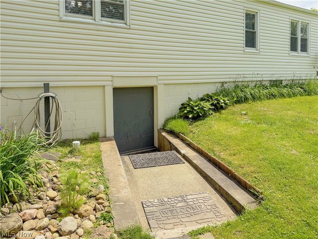 3250 Mayfair Road, Akron, OH 44312