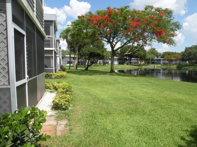4221 W Palm Aire Drive 102, Pompano Beach, FL 33069