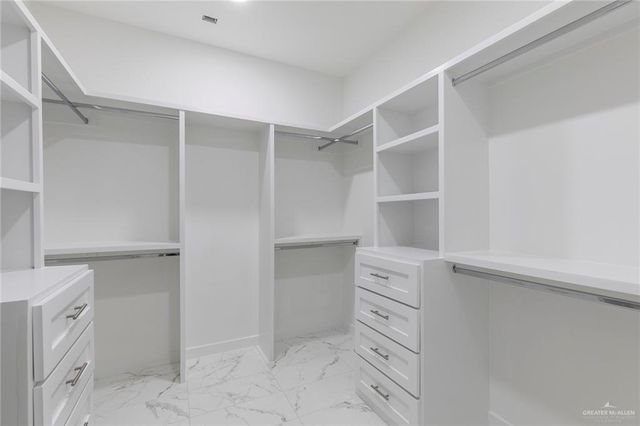 915 Pecan Street, Alton, TX 78573