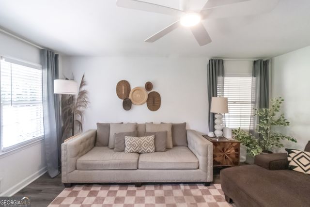 15 Wynn Drive, Hampton, GA 30228