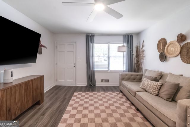 15 Wynn Drive, Hampton, GA 30228