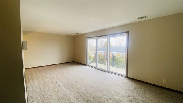 230 S State Street 15, Zeeland, MI 49464